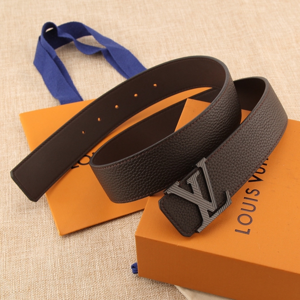 激安ルイヴィトンベルト着用イメージ